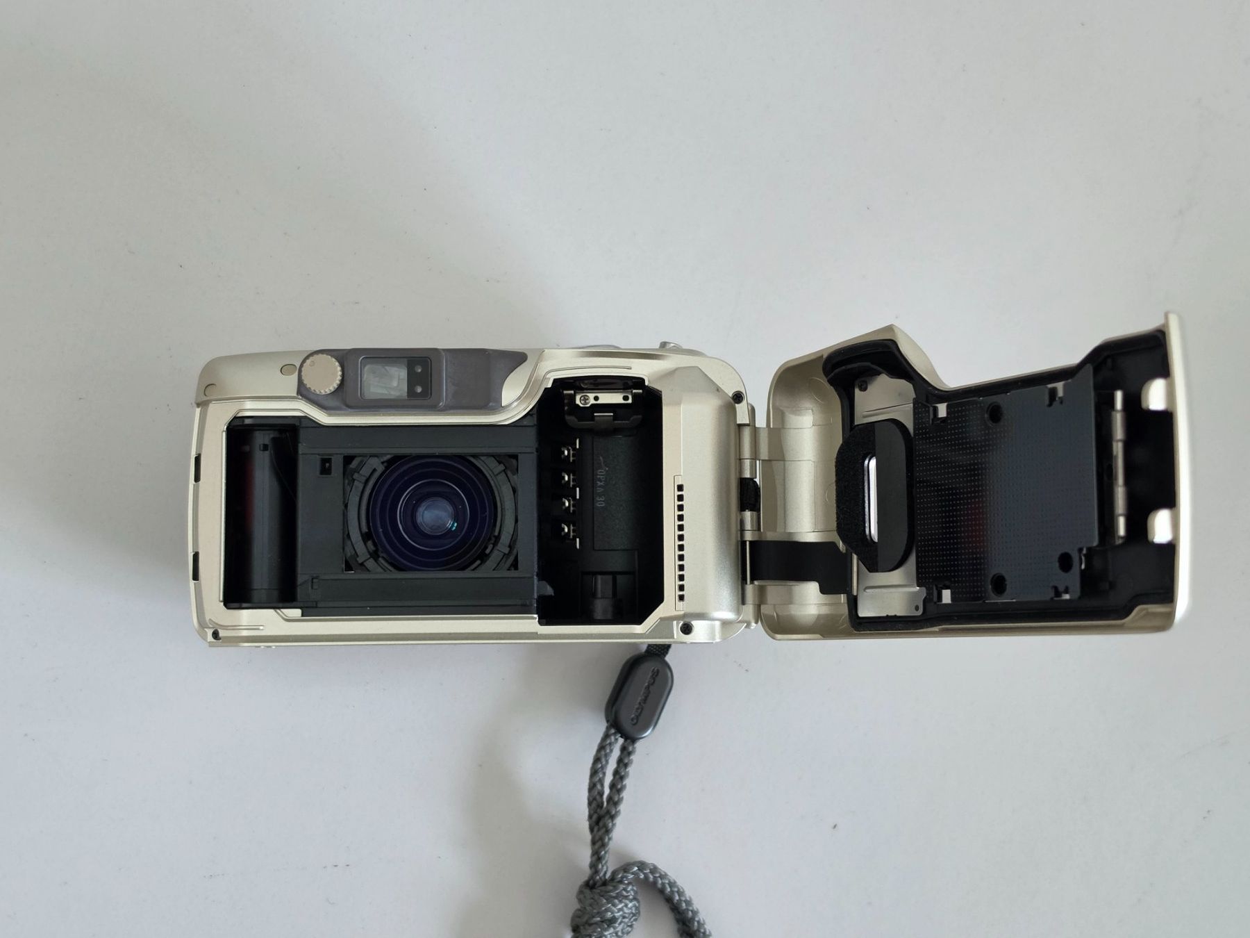 Olympus Kamera: Olympus Mju III Wide 100 - Kompaktkamera - 2002 – Gebraucht aus Birr von DisDas 6