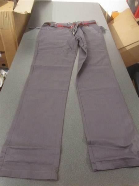 Pantalons: Hose ca. Grösse 32, grau, Danjeski – D'occasion à Zürich par Motzkuh