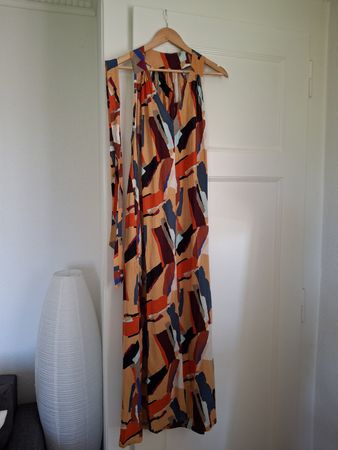 Robe Tonja 100%viscose NEUVE TU
