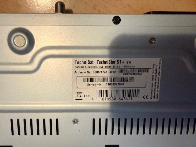 Technisat Ricevitori: TechniStar S1 HD Receiver mit Fernbedienung – Usato da Zürich venduto da einalemjena 5