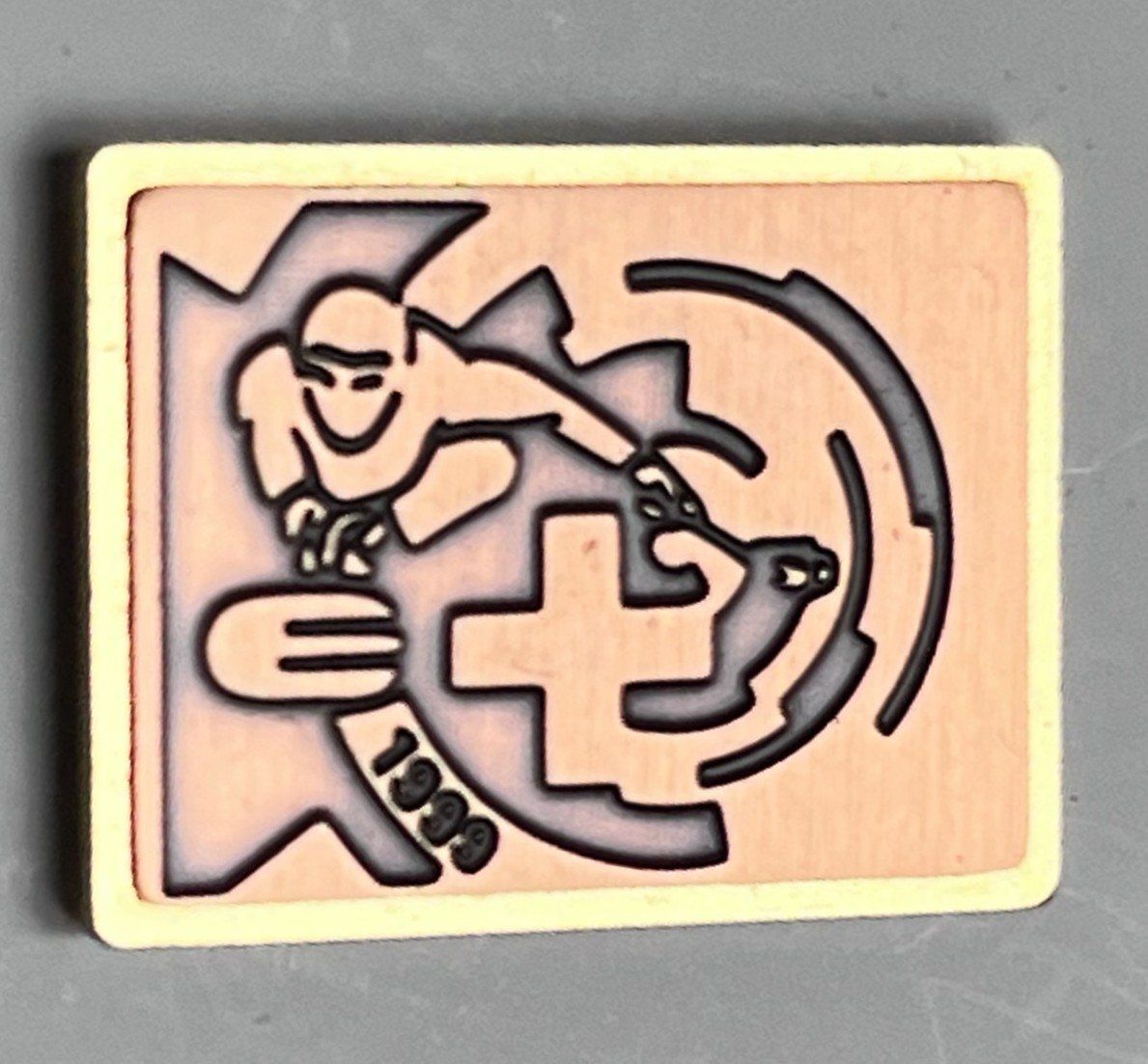 Placchette & Badge: Pin Schweizer Curling Mannschaft 1999 – Usato da Kriens venduto da TSCH1