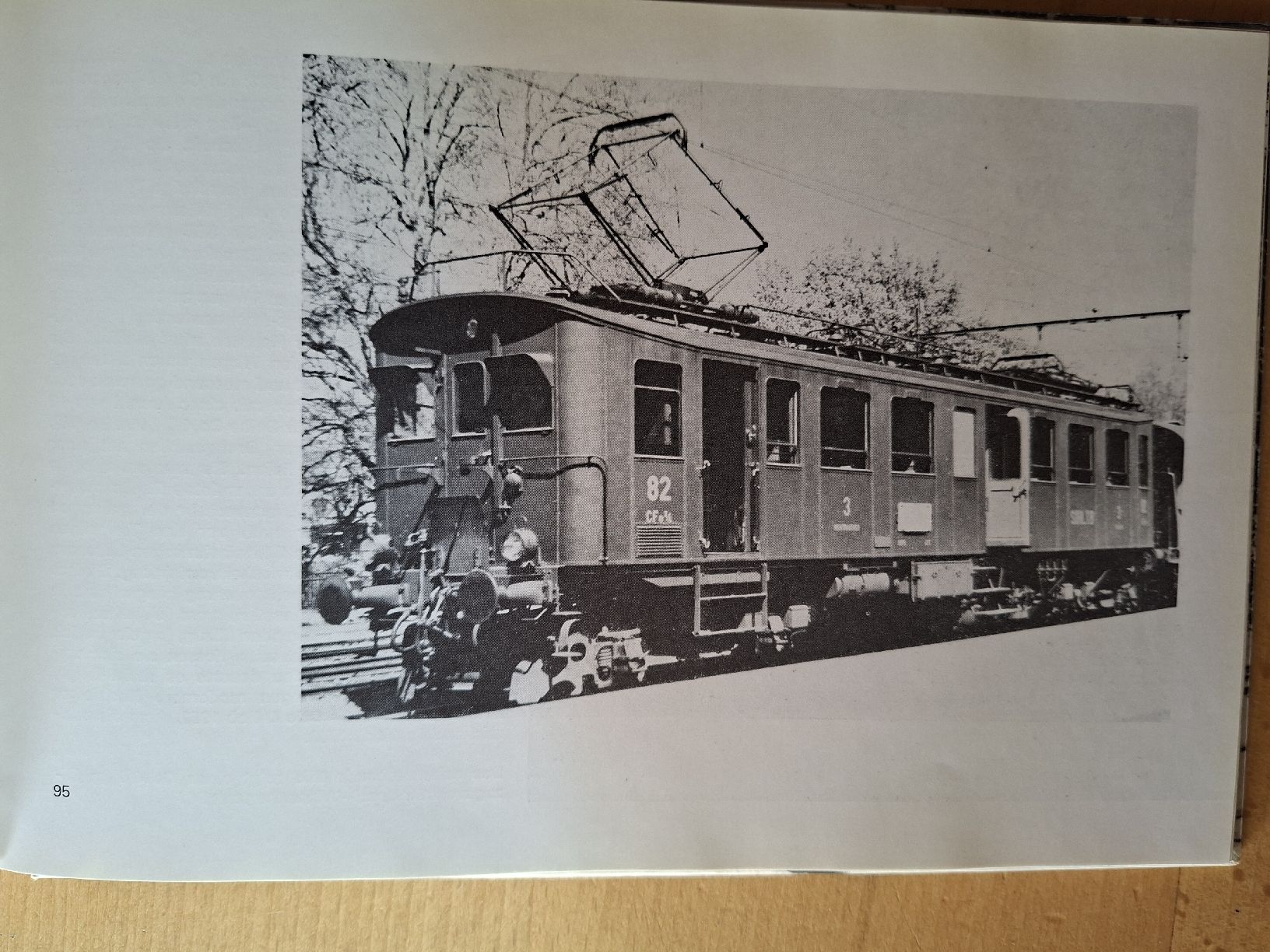 Libri: Schweizer Bahnen damals,  Band 3 – Usato da Schwanden Sigrisw venduto da cadieux71 6