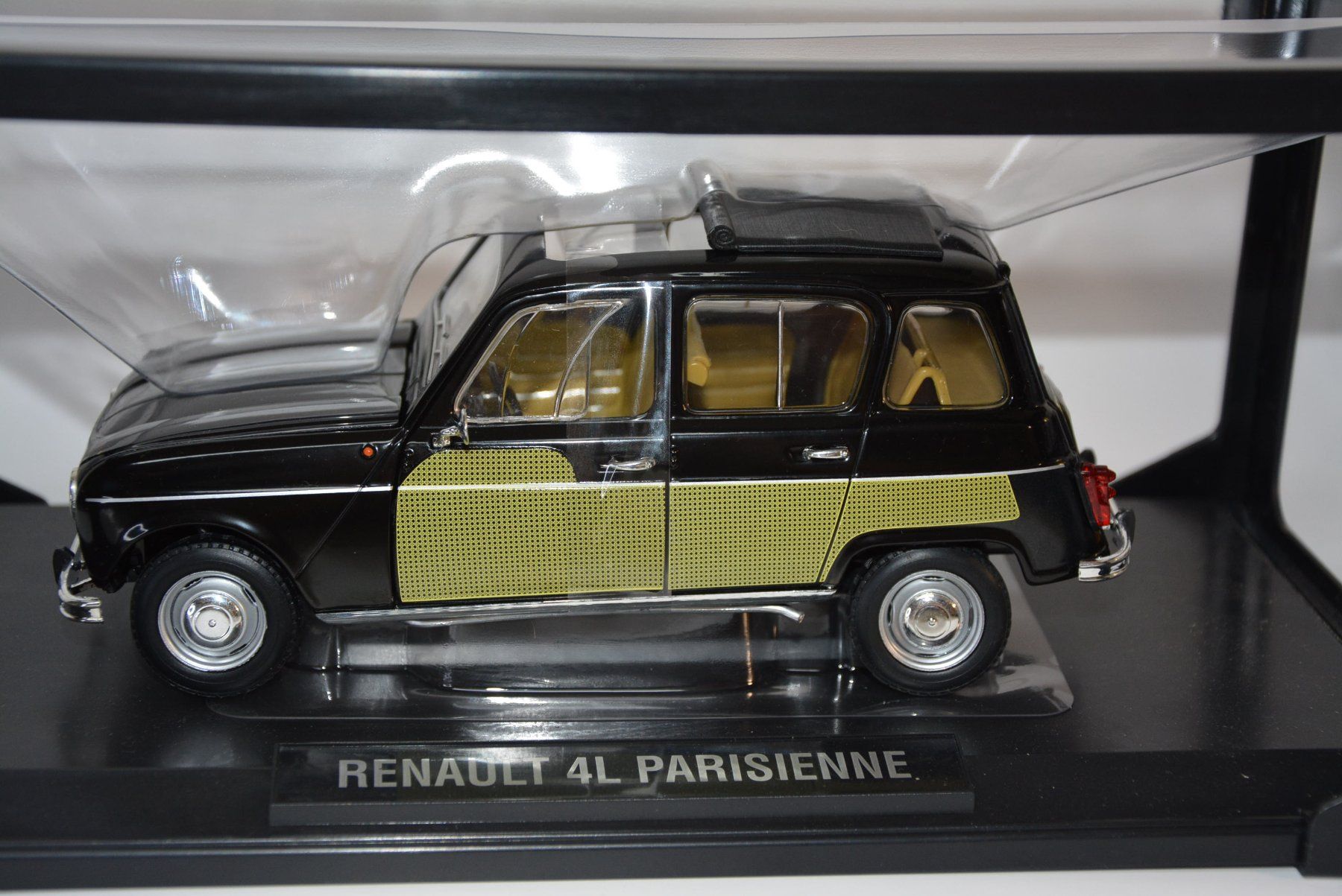 Renault Modellini d'auto: Renault 4L Parisienne 1963 , Norev , 1:18 – Nuovo e nell'imballaggio originale da Goldach venduto da Feivel9 1