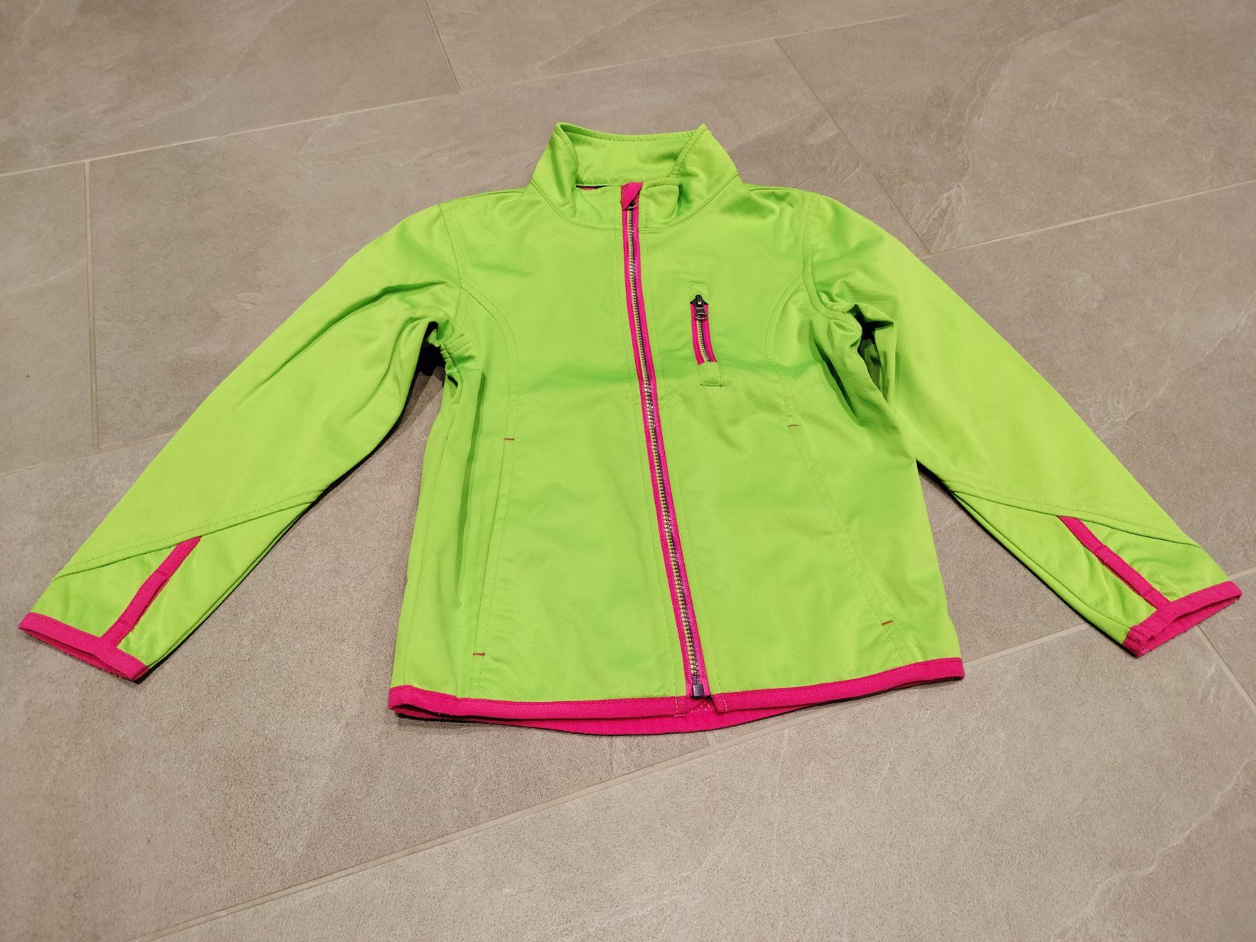 Giacche & Cappotti: Crane Softshell-Jacke Grösse 110/116 – Usato da Neftenbach venduto da TheKringel