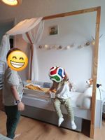 Baby-/Kinderbett Hausbett komplett mit Matratze Träumeland