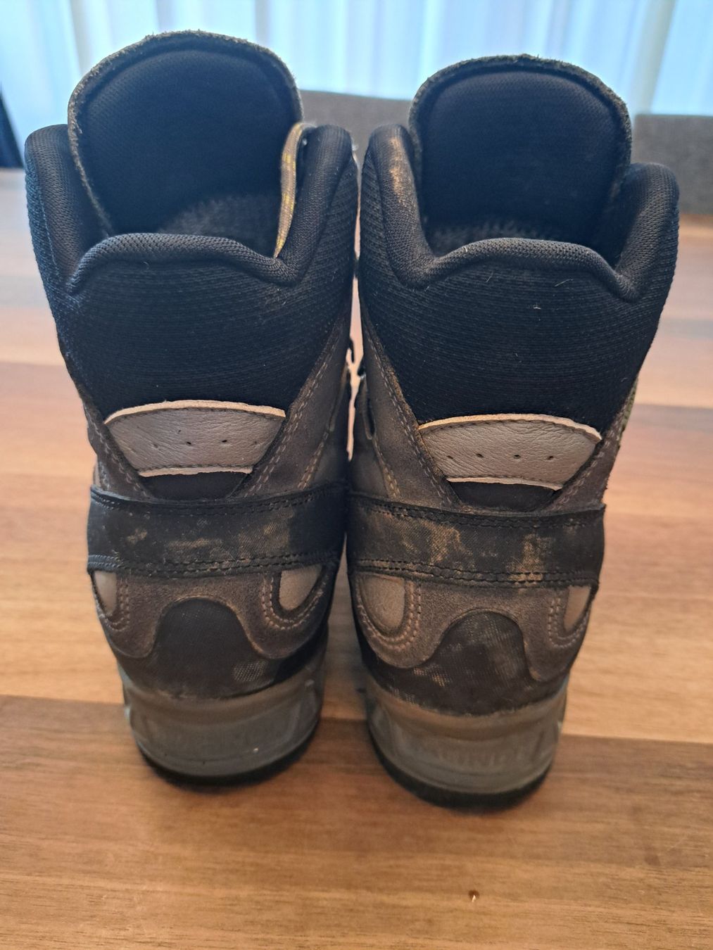 Meindl Chaussures hommes: Wanderschuhe Meindl Gr. 40 – D'occasion à Baar par Bruce37 3