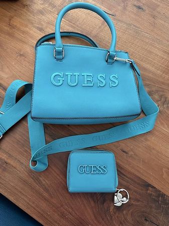 Guess Handtasche mit Portmonee türkis 