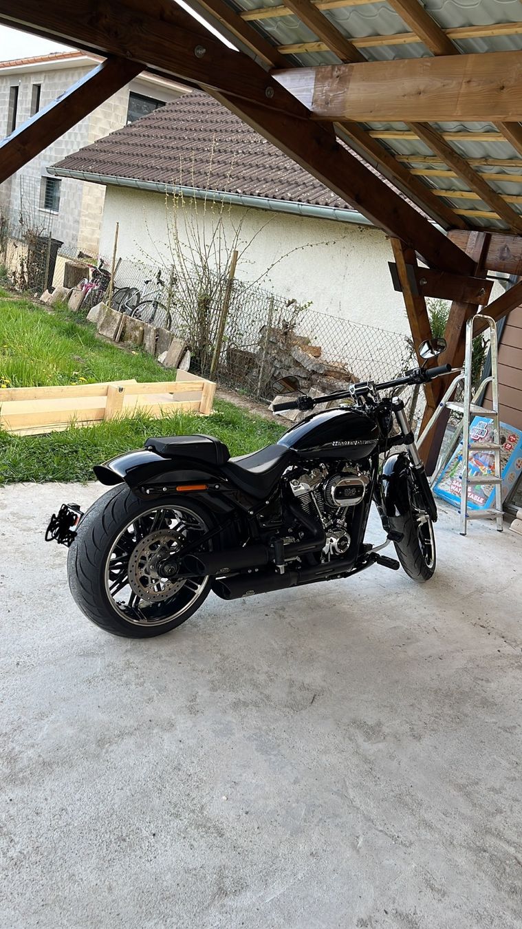 Harley-Davidson Sonstige: Harley Breakout 114 – Gebraucht aus châtelaine von pau_mdf7 4