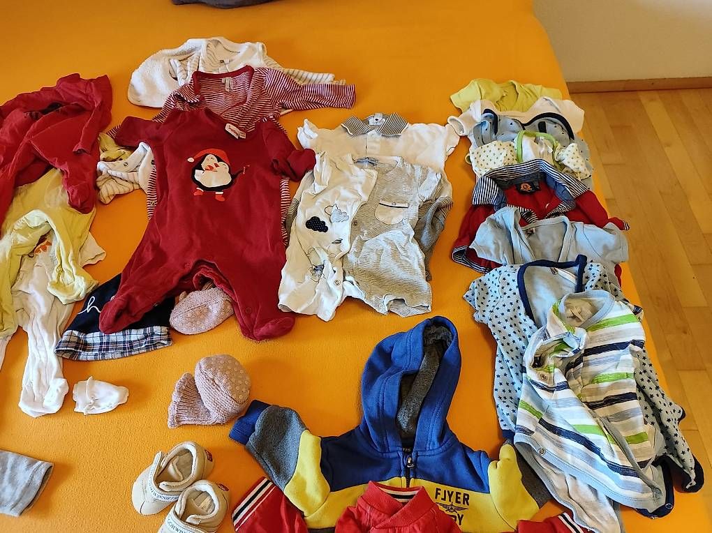 Lotti & Set di vestiti: Babykleider Grösse 56 - 62 – Usato da Mönchaltorf venduto da Sara59 2