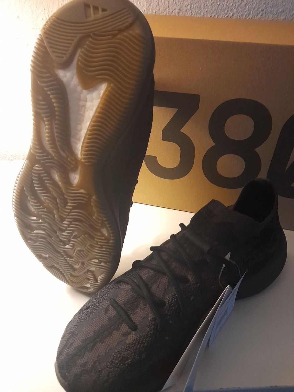 Adidas Herrenschuhe: Adidas Yeezy Boost 380 " Onyx " EU 42 – Neu und originalverpackt aus gränichen von baktus1 2