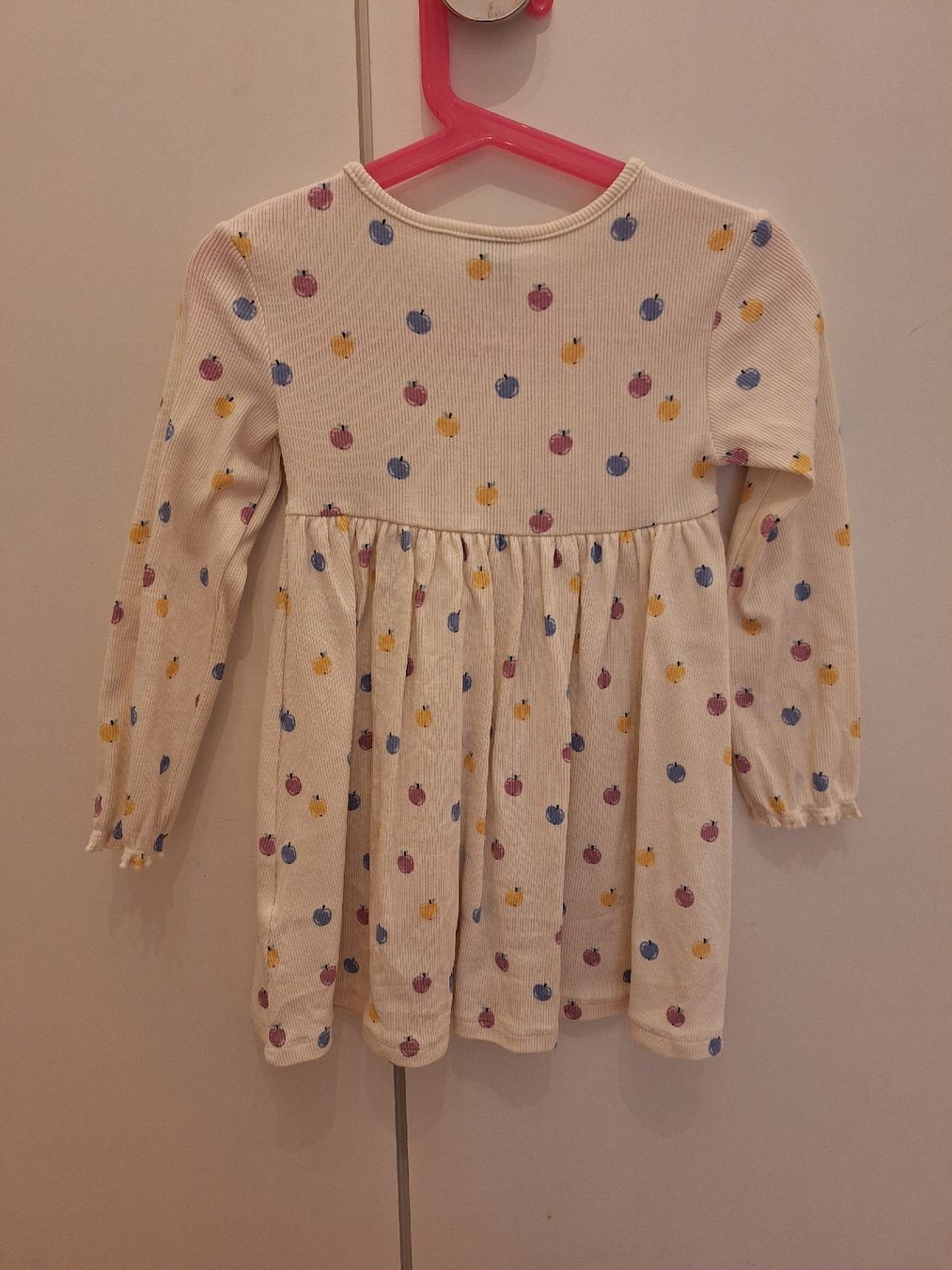 Kleider & Röcke: Kleid in Gr. 98/104 NEU – Neu (gemäss Beschreibung) aus Oberrieden von man_tky9 1
