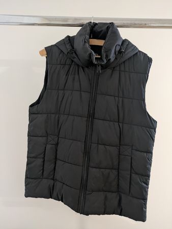 Zara Weste