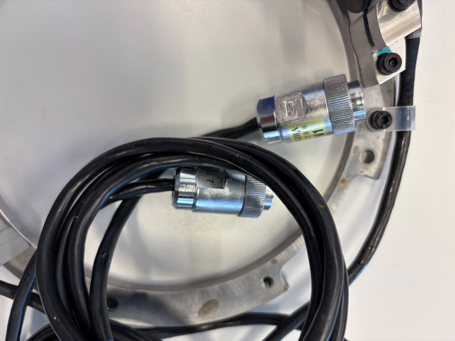Fanuc Componenti elettronici: FANUC Spindle sensor A860-2140-V002 – Nuovo (secondo la descrizione) da Selzach venduto da cnc_mechaniker 2