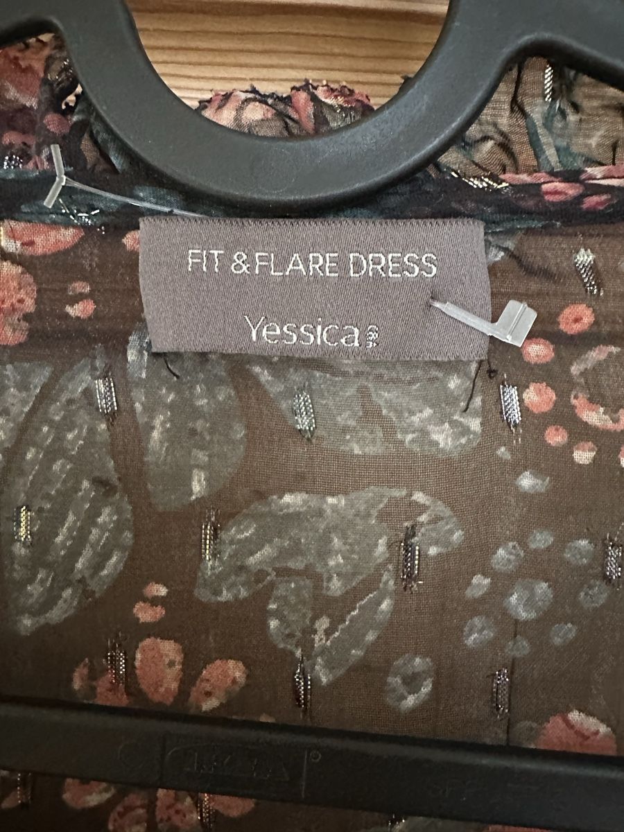 C&A Robes: Kleid Grösse 34 – Neuf (Voir description) à Beromünster par Moritz0112 3