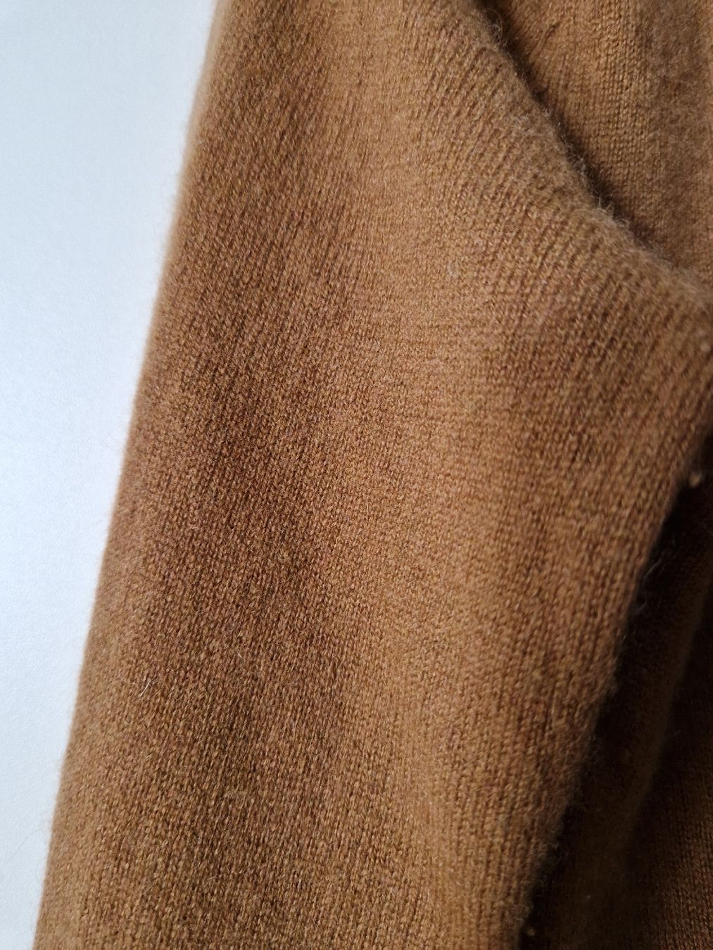 H&M Pullover & Sweatshirts: casmere Pullover Gr. S – Gebraucht aus Davos-Dorf von Bpelikan 1
