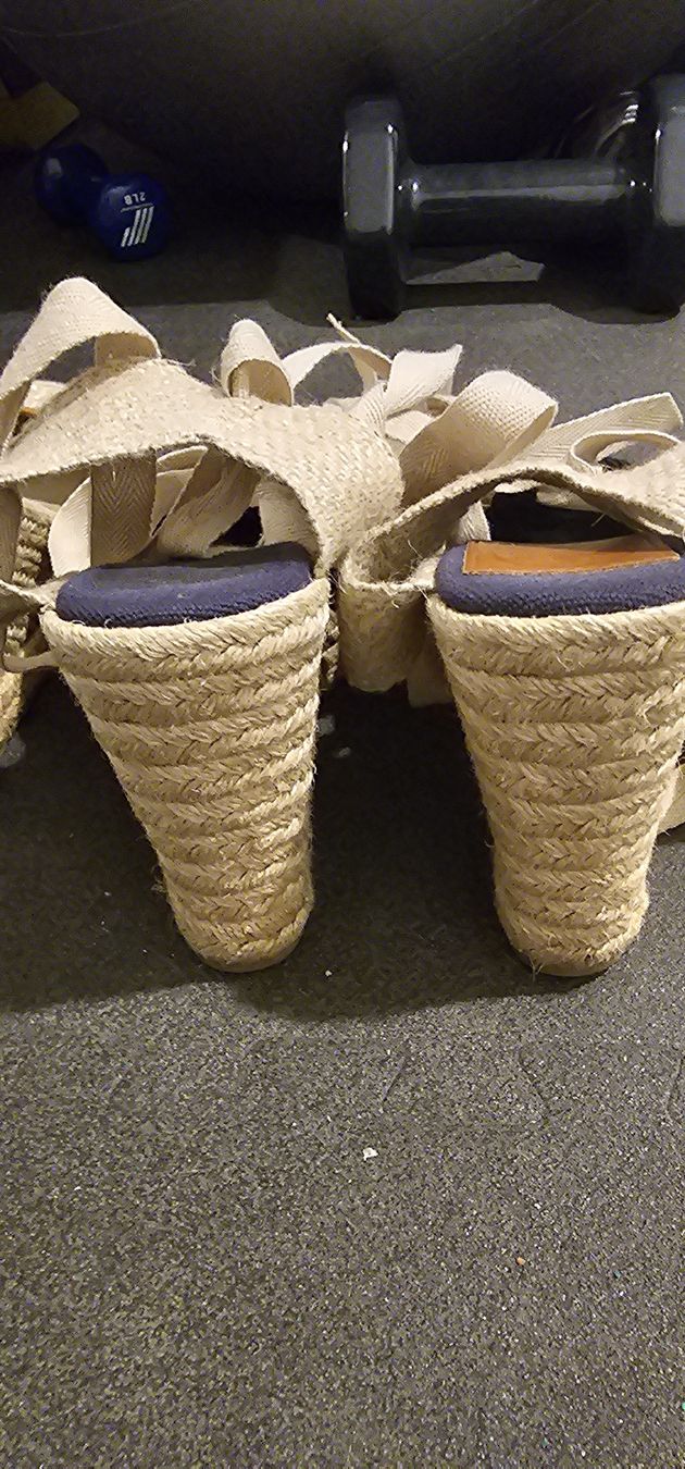 Damenschuhe: Tory Burch Wedge  – Gebraucht aus La Tour-de-Peilz von mcp_w7rw 2