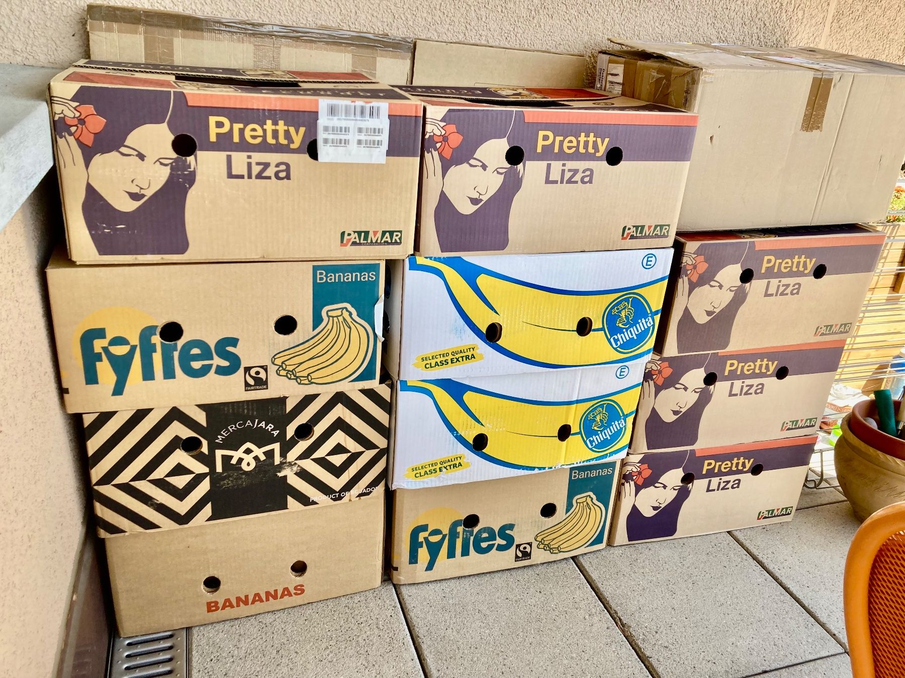 Cartons: 11 Bananenkisten – D'occasion à Zürich par Himbaer