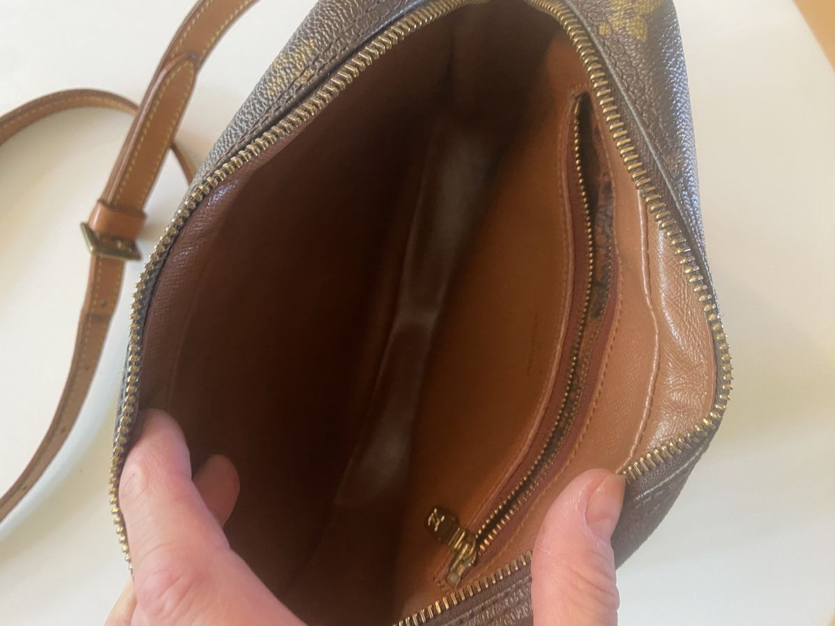 Louis Vuitton Taschen für Damen: Louis Vuitton Umhängetasche Vintage 1990 – Gebraucht aus Zürich von Domi_ZH 2