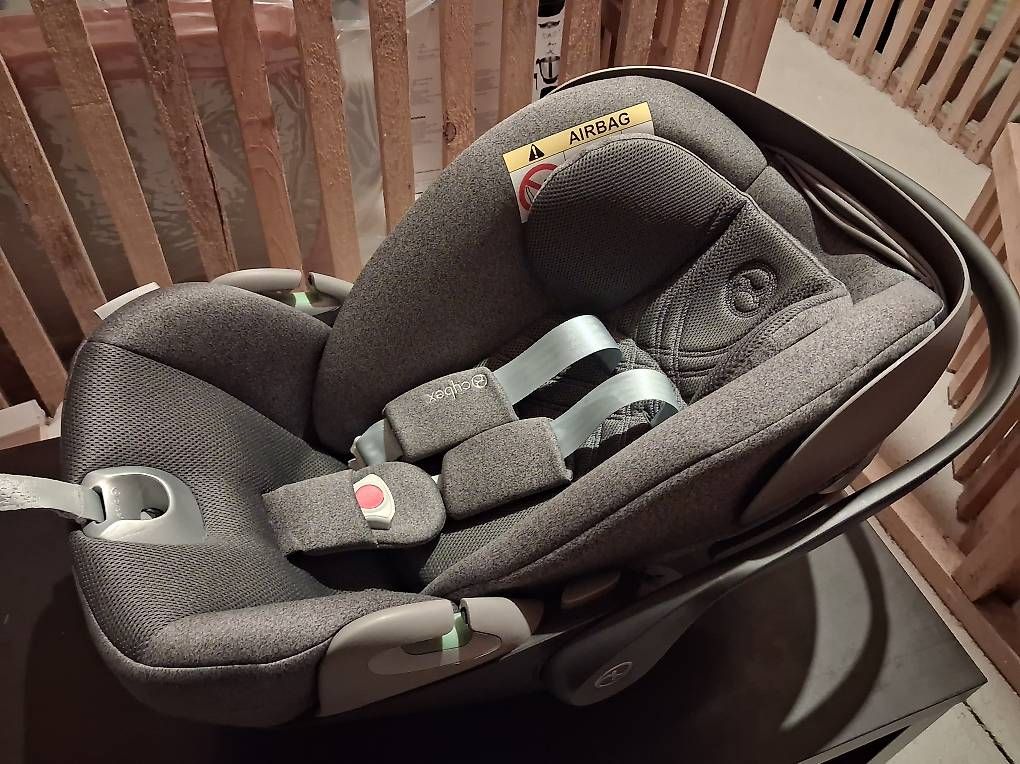 Cybex Seggiolini per auto: Cybex Cloud T i-size Babyschale – Usato da Niederönz venduto da bea_fn77 2
