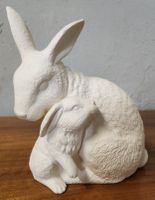 Dekorative Hasen-Figur Hasenfamilie Keramik / Bisquit 