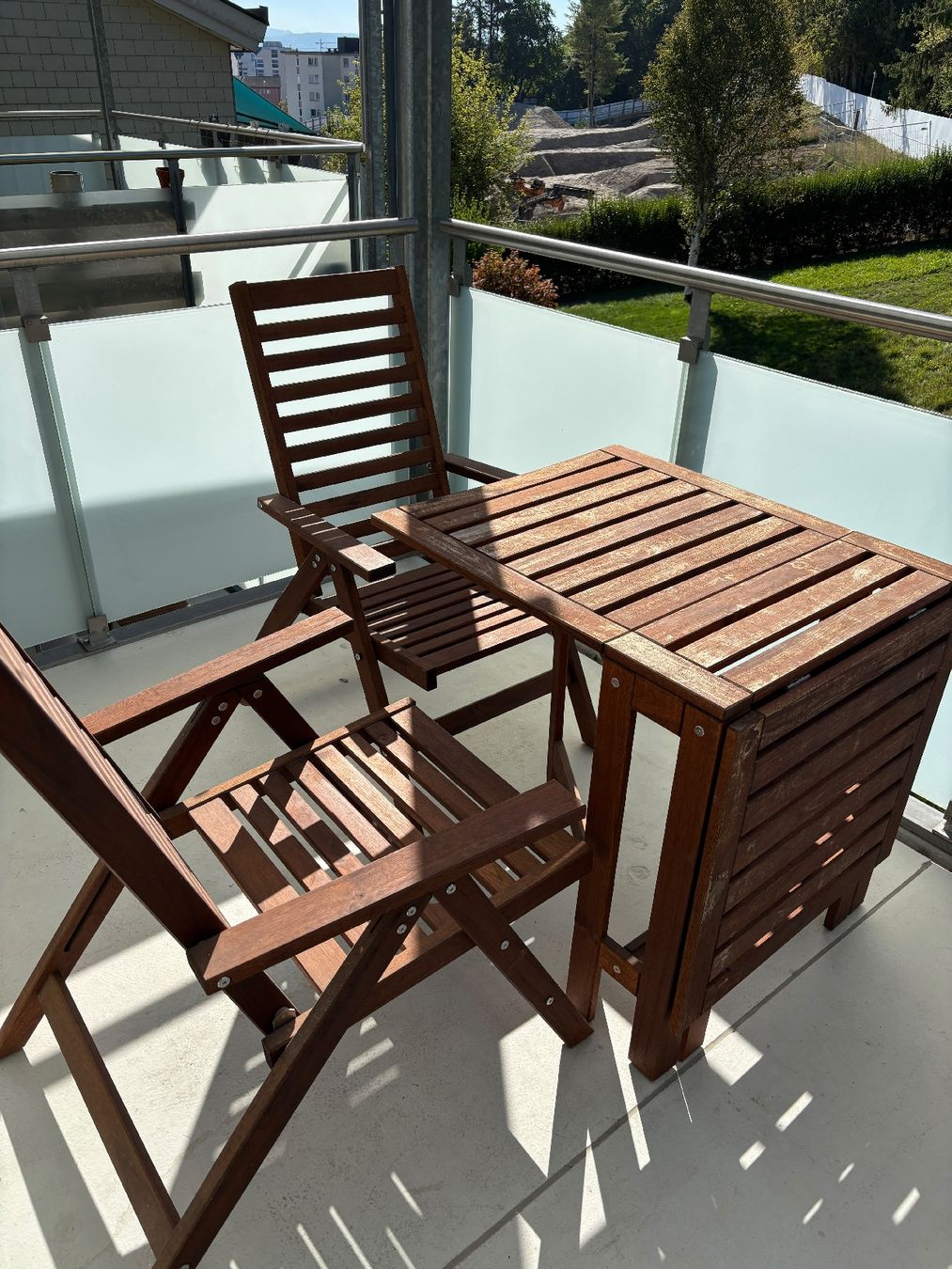 Tische: Gartentisch mit 4 Stühlen – Gebraucht aus Zürich von retodomax 1