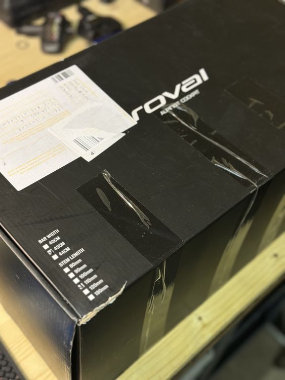Specialized Pièces détachées: Roval Alpinist Carbon Cockpit Lenker – D'occasion à Rheinfelden par DA__RIO 3