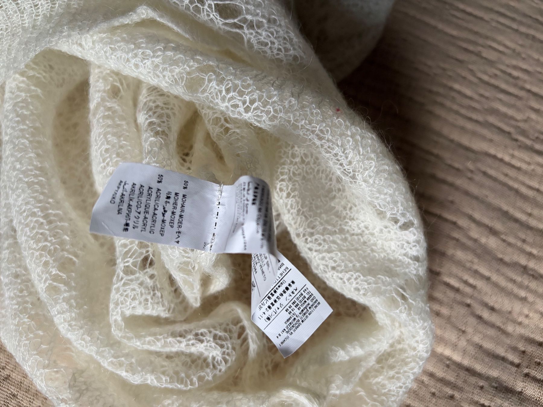 Benetton Maglioni & Felpe: Benetton Mohair Mix Cloud Top – Usato da Luzern venduto da AM2nd 2