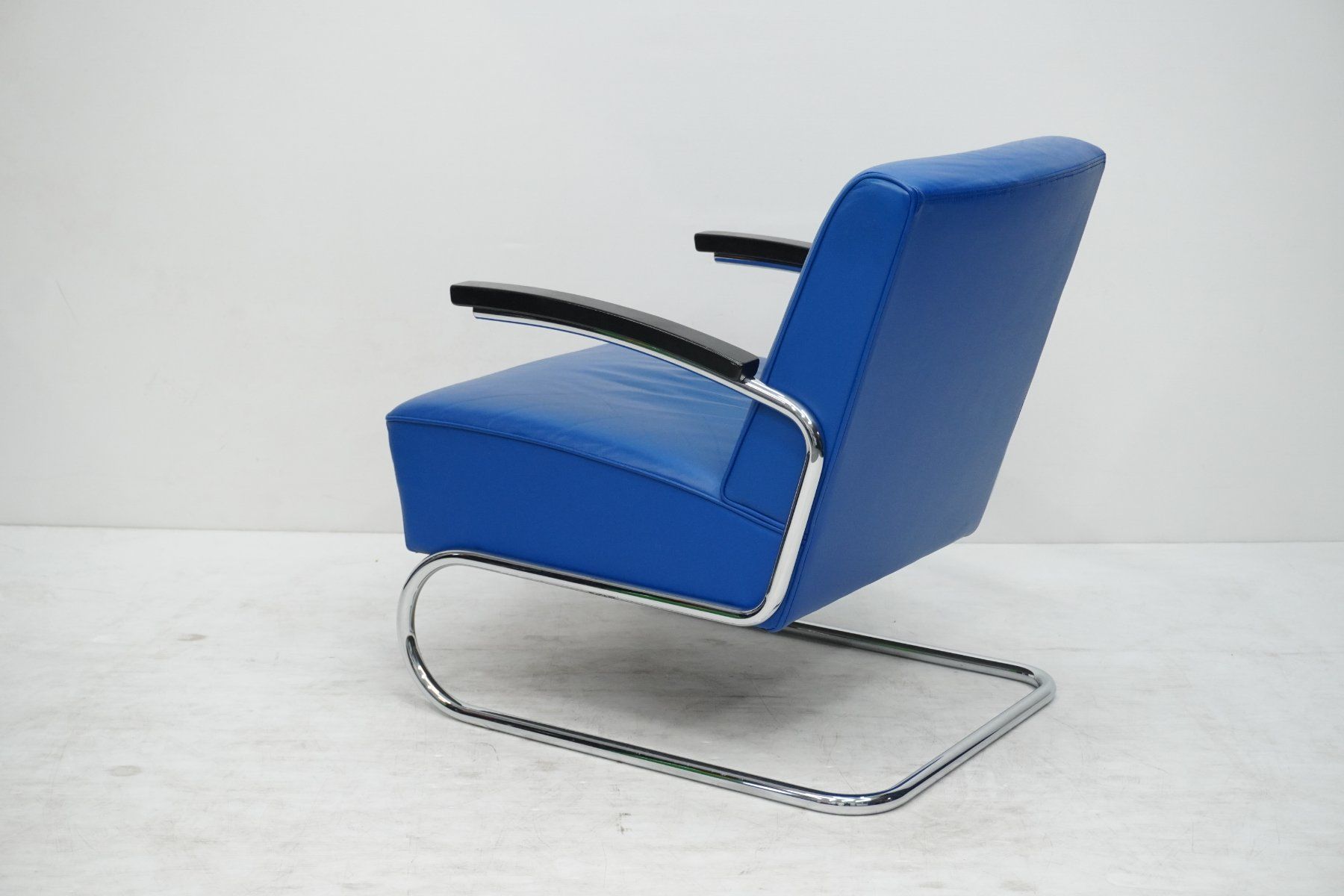 Thonet Sessel: Thonet S411 Freischwinger Sessel Leder blau – Gebraucht aus Bad Zurzach von QLASSIQ 4