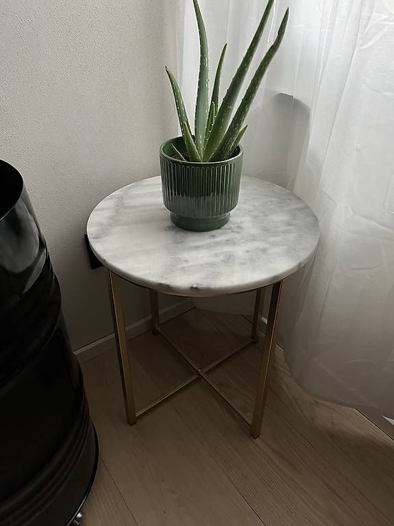 Tavoli: 2X Marmor Tisch handgemacht – Usato da Herisau venduto da Timoss13 1