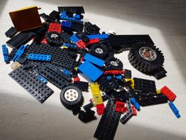 Legoteile defekt / versprayt / verklebt