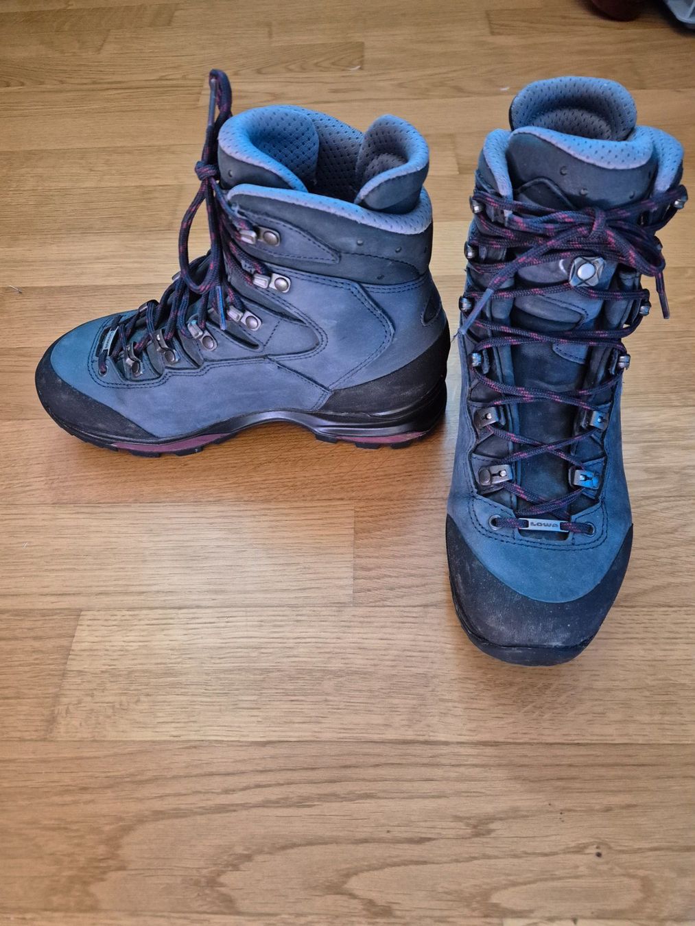Lowa Scarpe da uomo: Lowa Wanderschuhe Grösse 38 Gore-Tex – Nuovo (secondo la descrizione) da Gutenswil venduto da car_b8l5 1