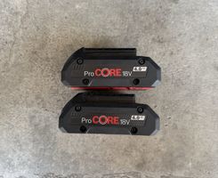 2x Bosch ProCore 18V 4.0 Ah Akku. Neuwertig!