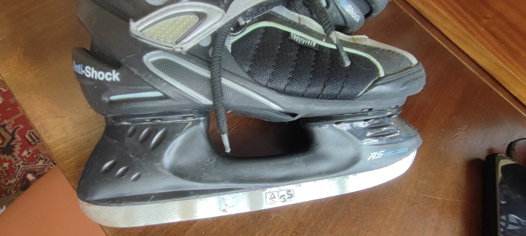 Pattini da ghiaccio: Schlittschuhe, Grösse 38 gut erhalten – Usato da Mosnang venduto da KurtHe 1