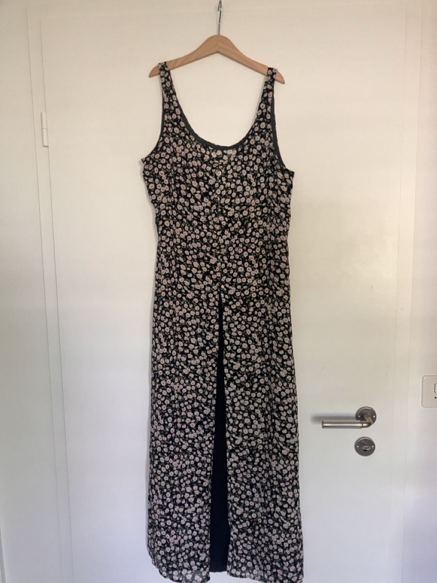 Kleider: Vintage Maxikleid Blumenmuster Grösse M  – Gebraucht aus Olten von uhluh