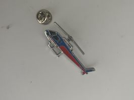 Pin Helikopter silberrotblau