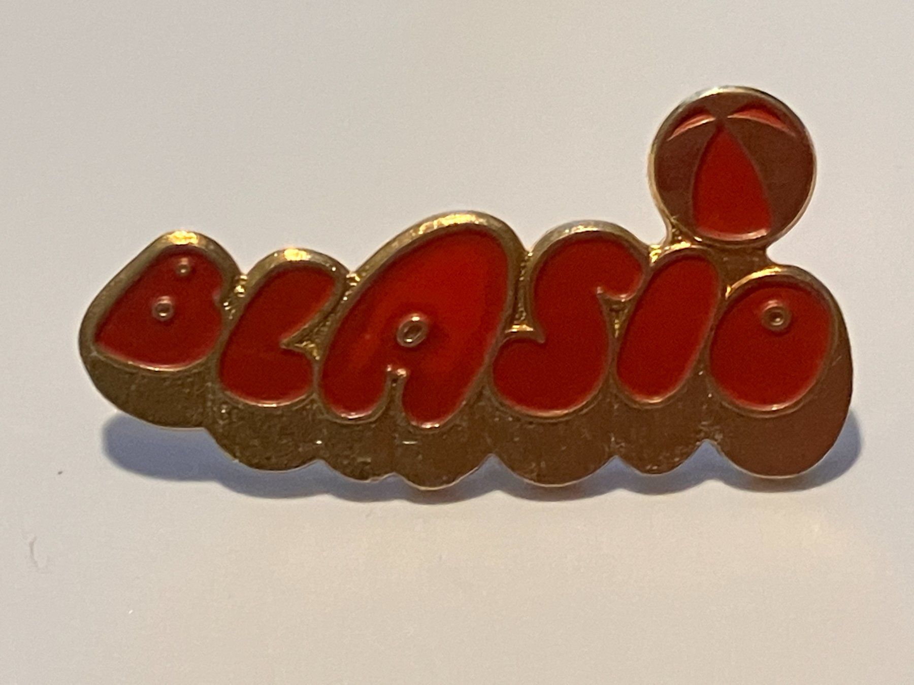 Placchette & Badge: 1 Pin Blasio – Usato da Basel venduto da djwwpp