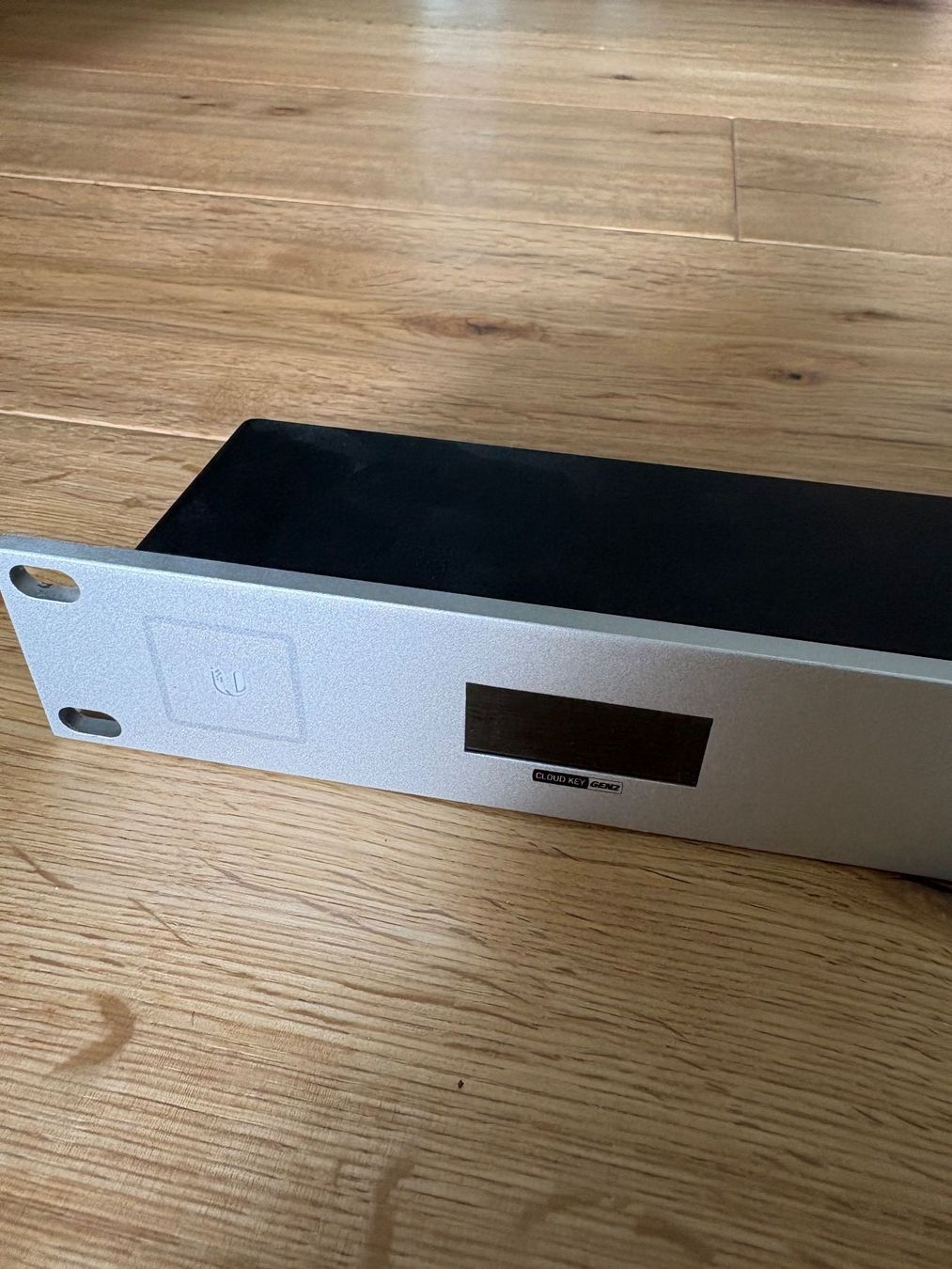 Ubiquiti Racks & Supports: Ubiquiti CloudKey Rack Mount – D'occasion à Muttenz par kuz_kx79 1