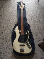 Fender Jazz Bass squier 1991