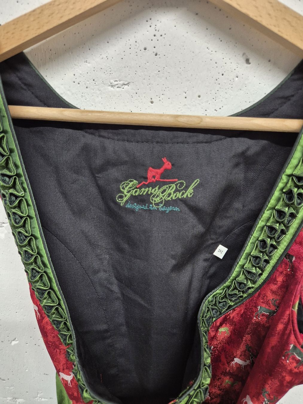 Vestiti: Dirndl "Gams Bock" Grösse 36 – Usato da Wallisellen venduto da Janpo 2