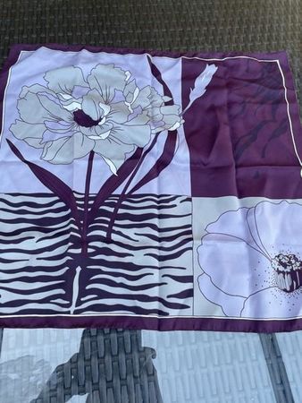 Damen Foulard 50 x 47 cm