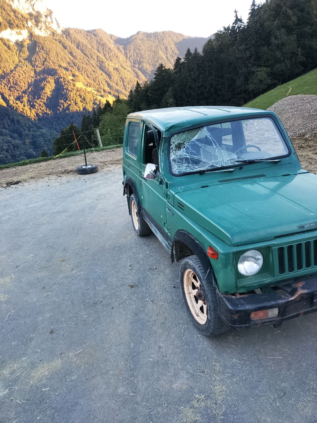 Suzuki Automobili: Suzuki samurai S J 410 – Difettoso da Le Sépey venduto da jda_8qxh 4