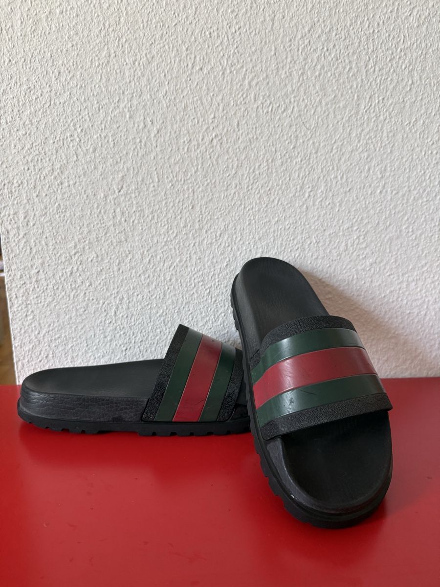 Scarpe da uomo: Gucci Men's slide sandal with Web  – Usato da Richterswil venduto da aop_2c2r