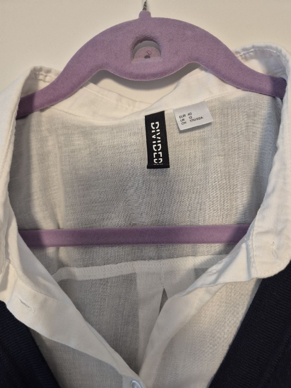Lots de vêtements: Blusenbody Hallhuber Basic, Bluse H&M & Jäckli Gr. 40 – D'occasion à Oberbuchsiten par Wilandra 1