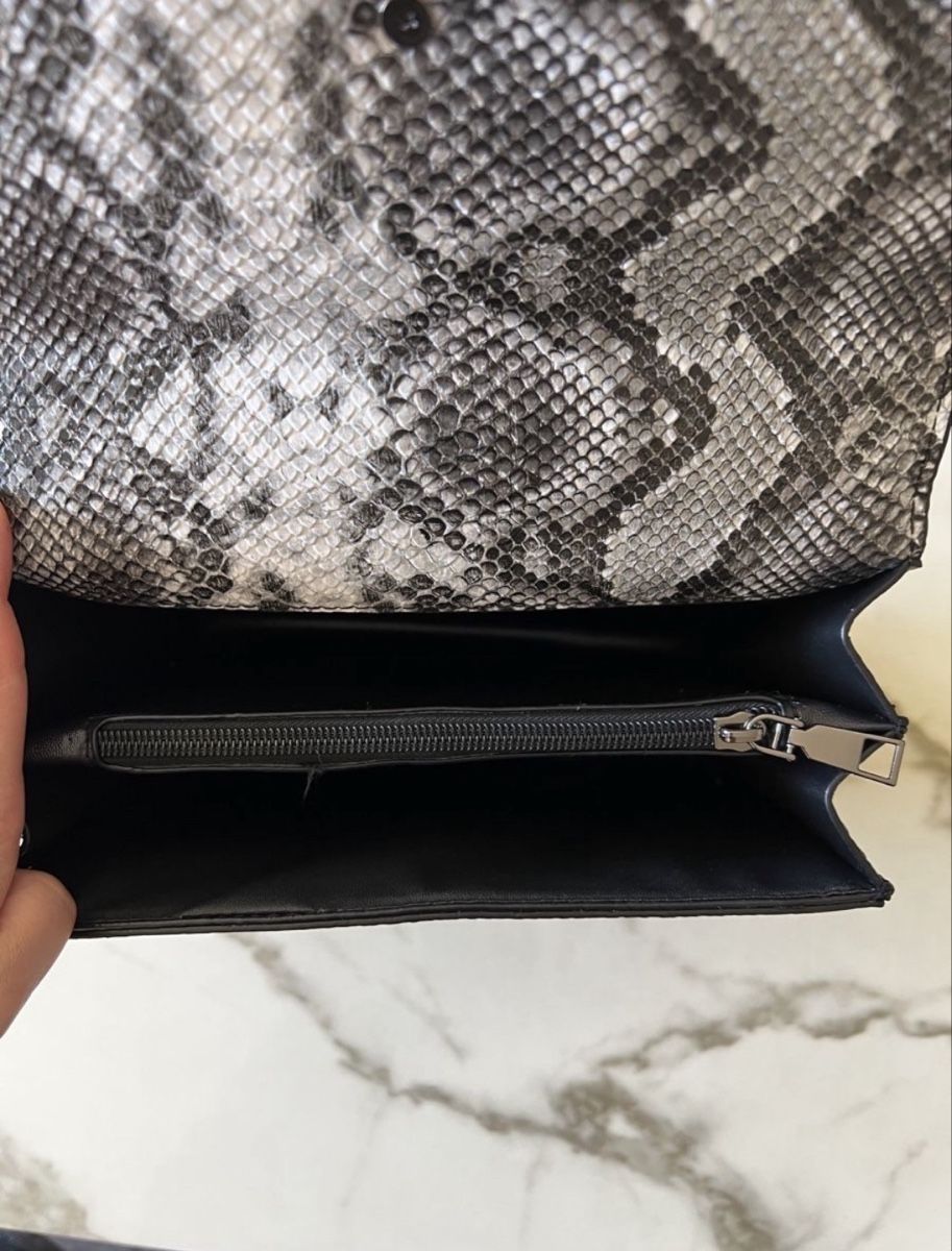 Taschen für Damen: Tasche mit Schlangen Optik AB 5.-🐍 – Neu (gemäss Beschreibung) aus Uster von Jessicajjk 3