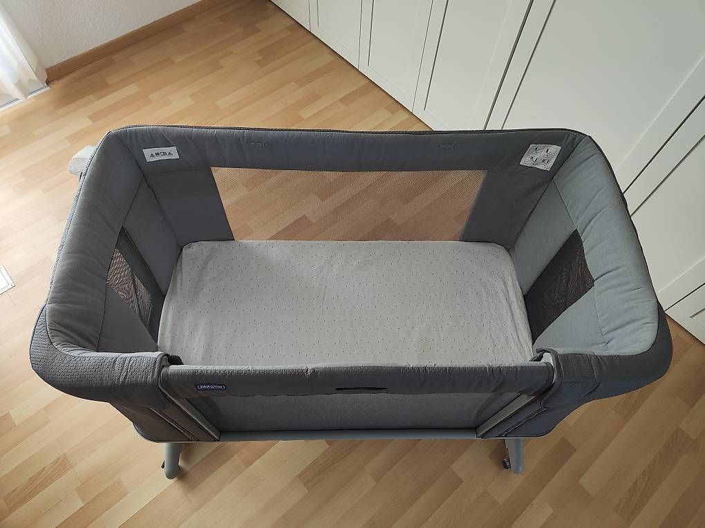 Chicco Betten: Beistellbett Chicco Next2Me Forever Moon Grey – Gebraucht aus Volketswil von javier1989 3