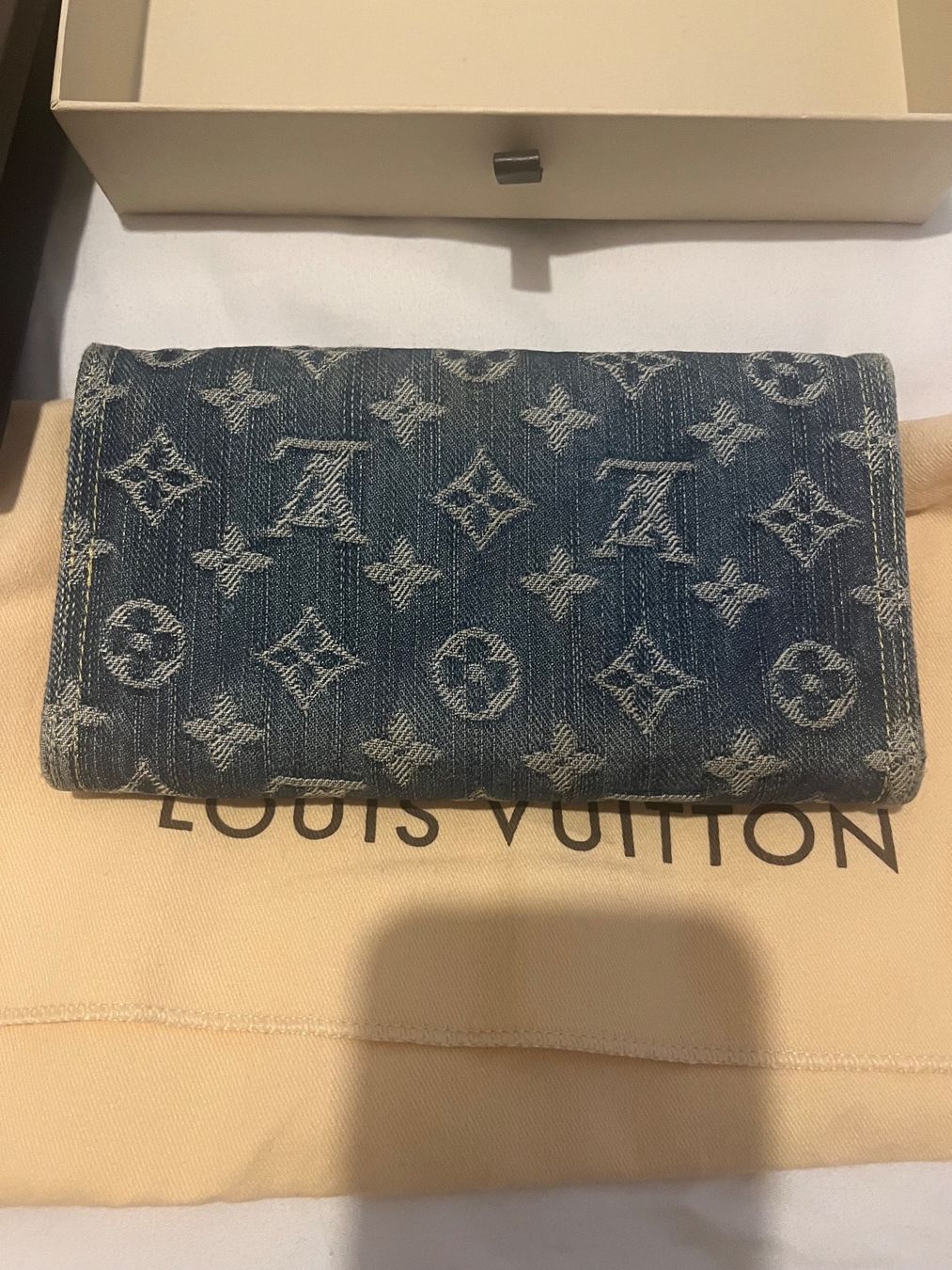 Louis Vuitton Portamonete: Louis Vuitton denim portemonnaie – Usato da Lausanne venduto da pioupiou38 1