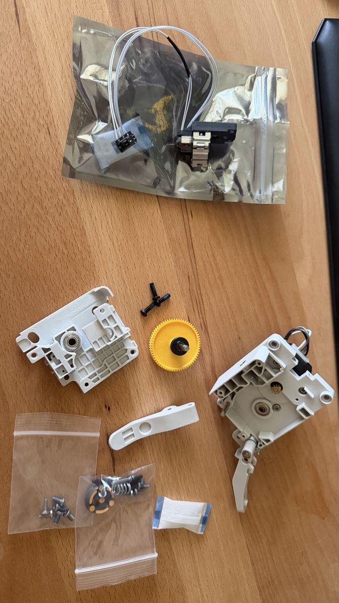 Bambu Lab Filament: Ersatzteile für Bambulab A1 – Gebraucht aus Rubigen von white-out
