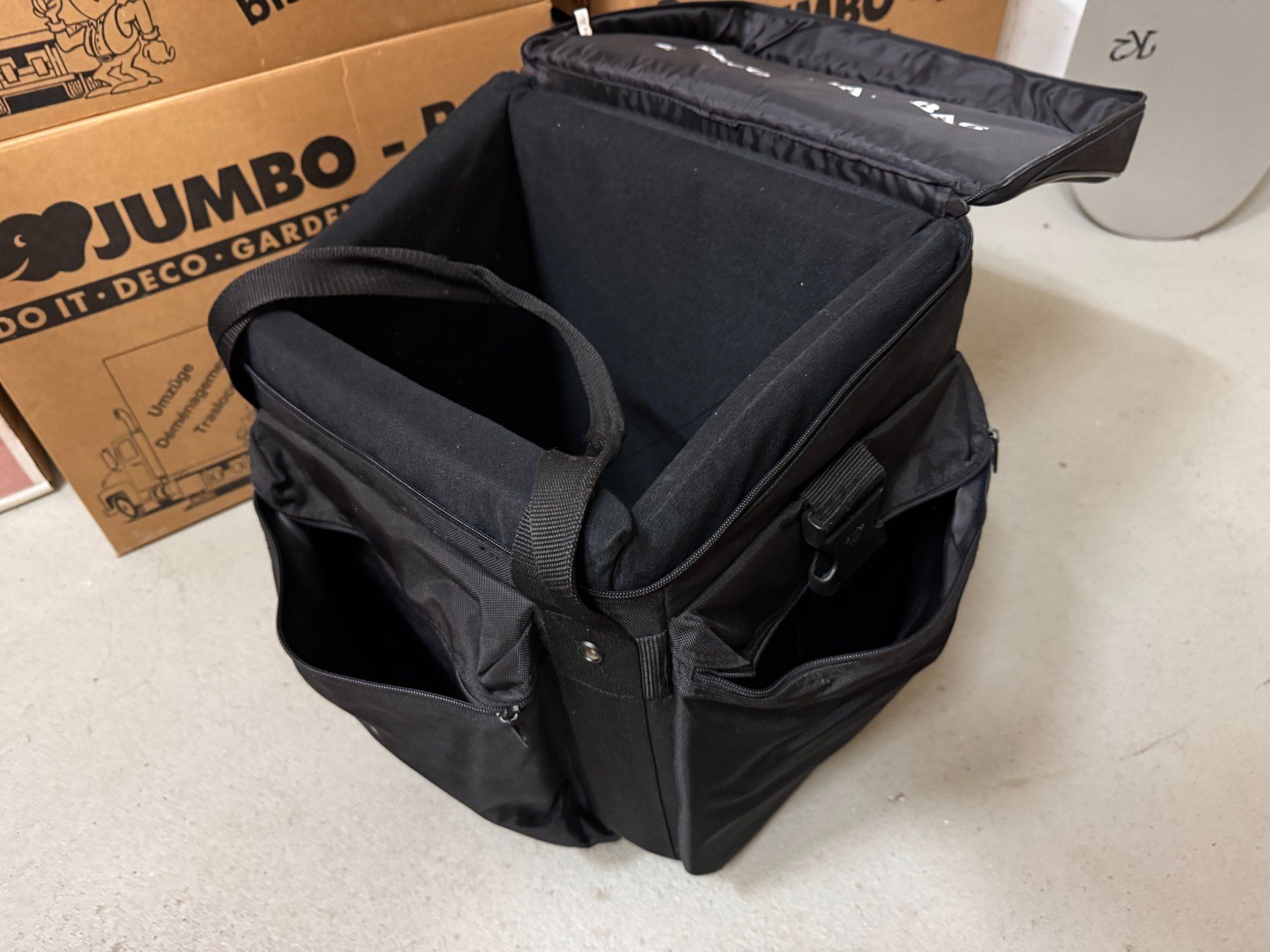 Reisekoffer: Vinyl Case Trolly Record Bag + 2 Stk. HardCase – Gebraucht aus Unterkulm von mdd_designs 7