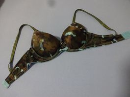 Schöner Schalen-BH/Wildlook