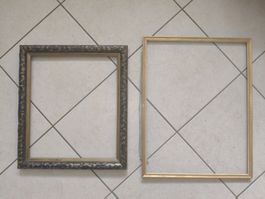 Lot de 2 cadres anciens, style baroque, dorés et noirs.